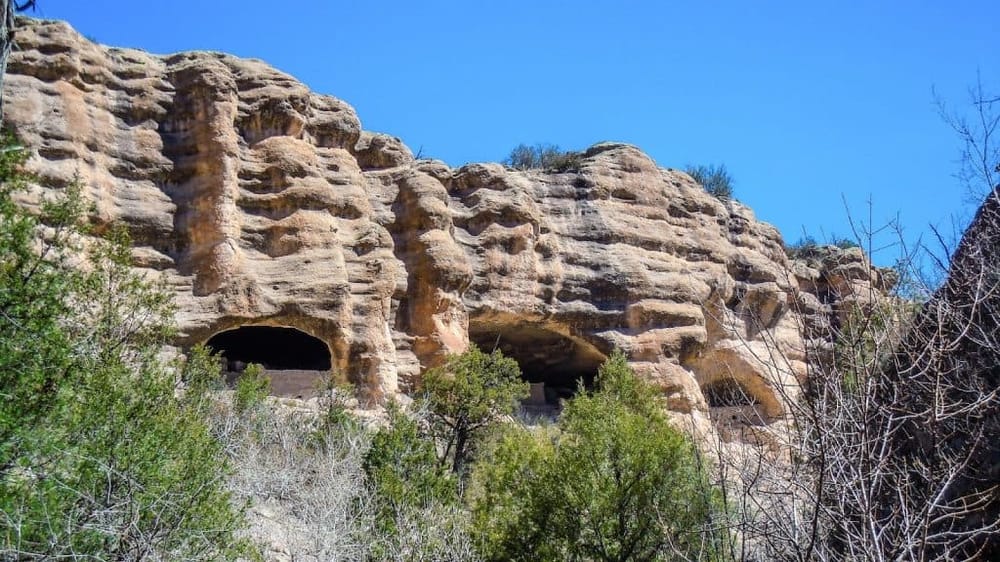 Ancient rock formations and caves at QuestForDirections, ideal for outdoor adventures and exploring nature.