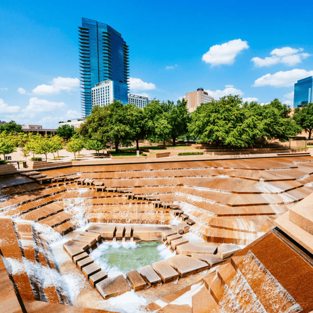 Admire the Fort Worth Water Gardens