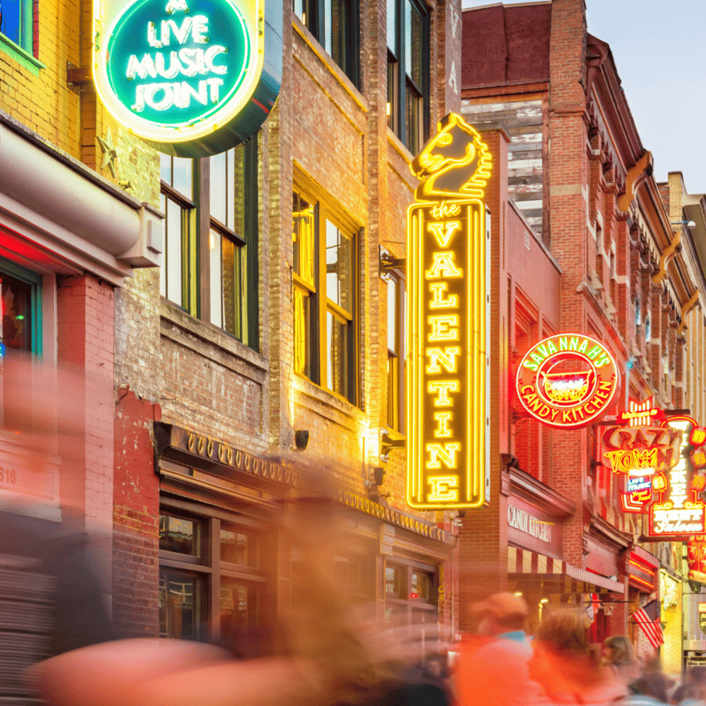 Get nostalgic at FlashBack RetroPub