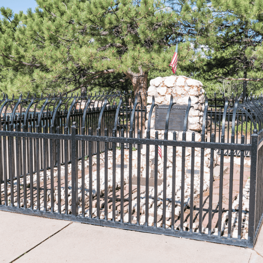 Pay tribute at Buffalo Bill Museum and Grave