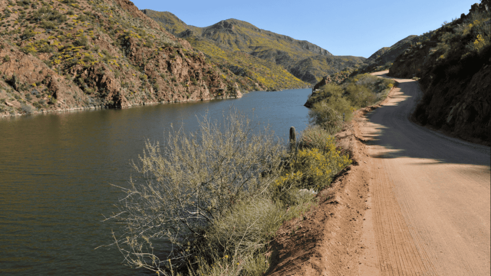 Apache Trail & Dolly Steamboat Day Trip
