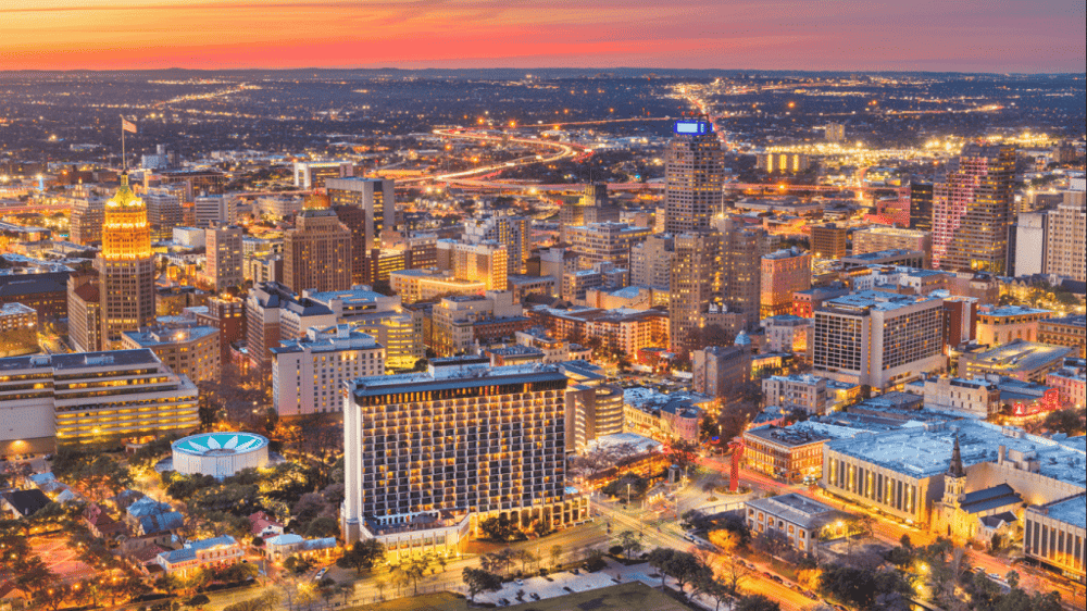 Private Missions and More - Half-day City Tour