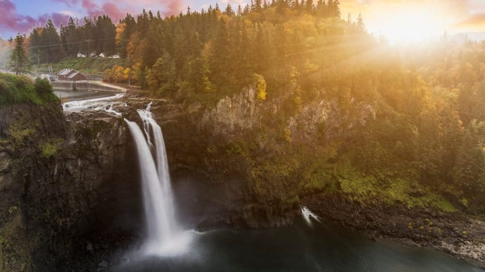 Shutter Tours – Snoqualmie Falls and Seattle City Tour