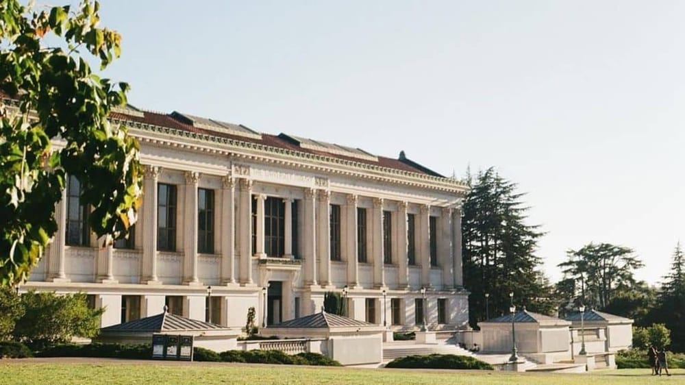 6 Hours Private Bay Area College Tour in California