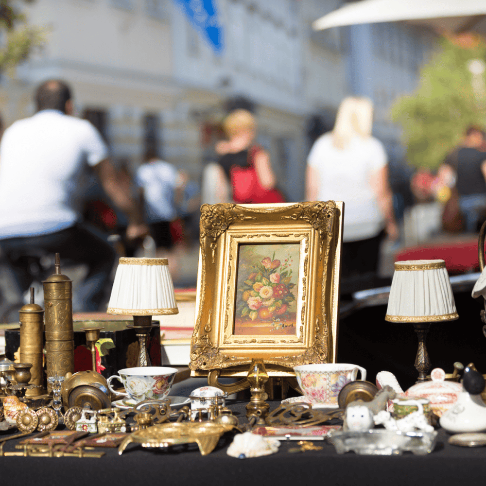 Irvine Antique Market