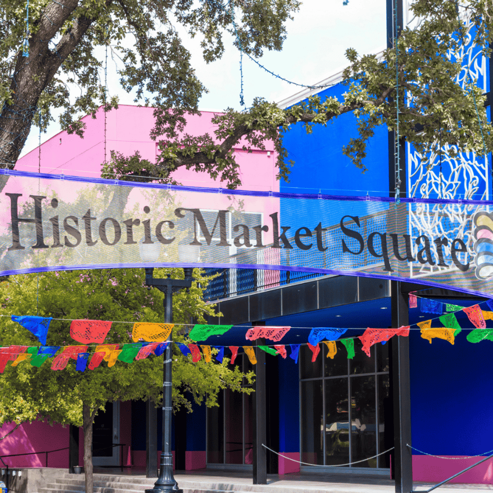 Market Square (El Mercado)