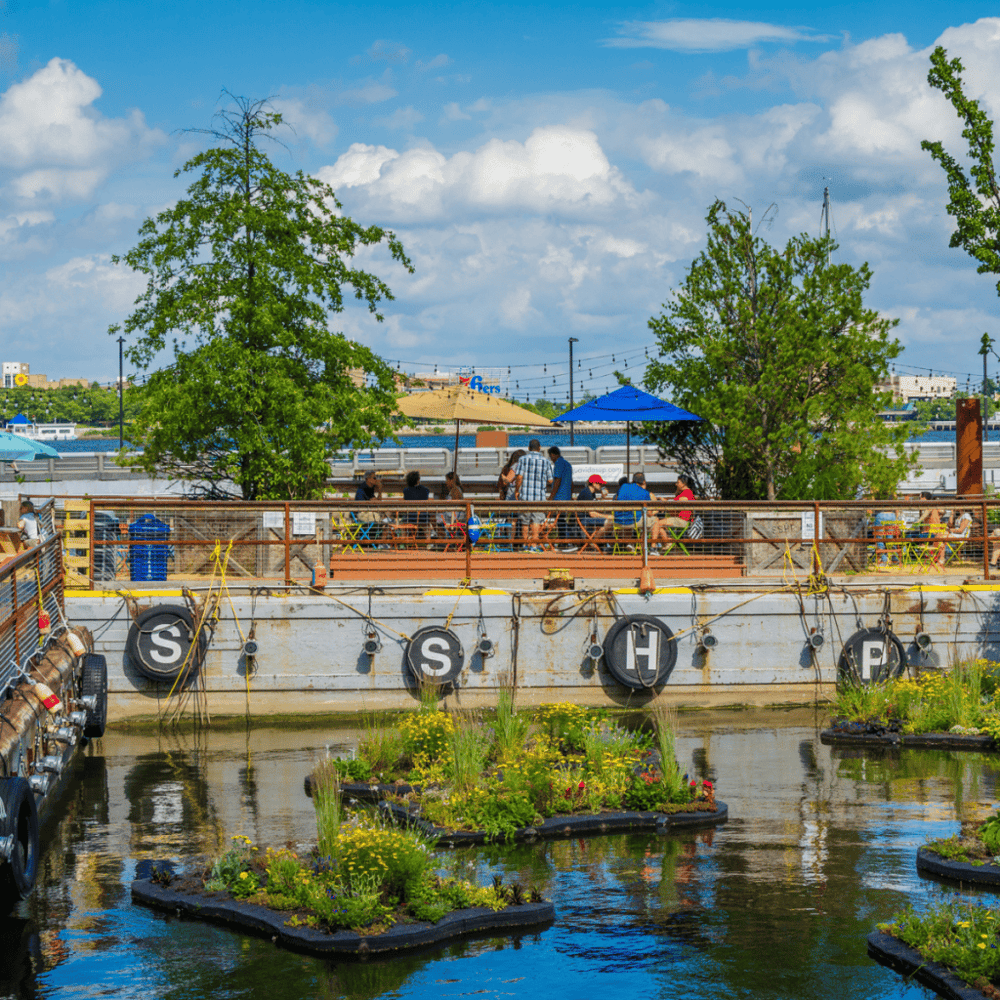Spruce Street Harbor Park