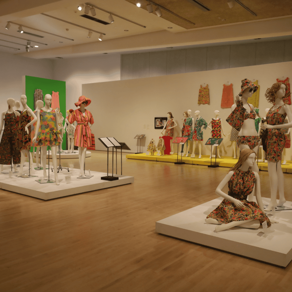 Take snaps in the Phoenix Art Museum