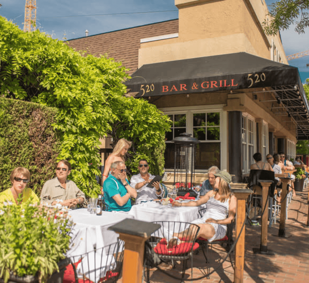 520 Bar & Grill