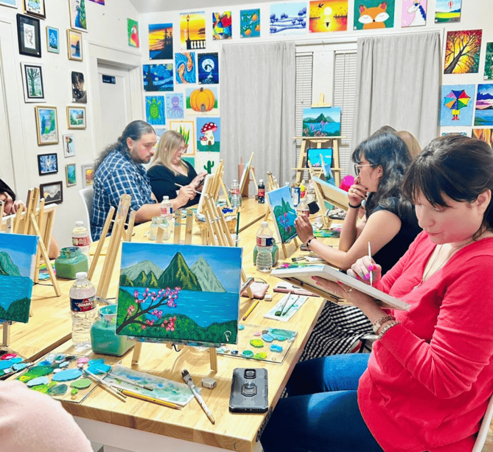 B & E Art Studio