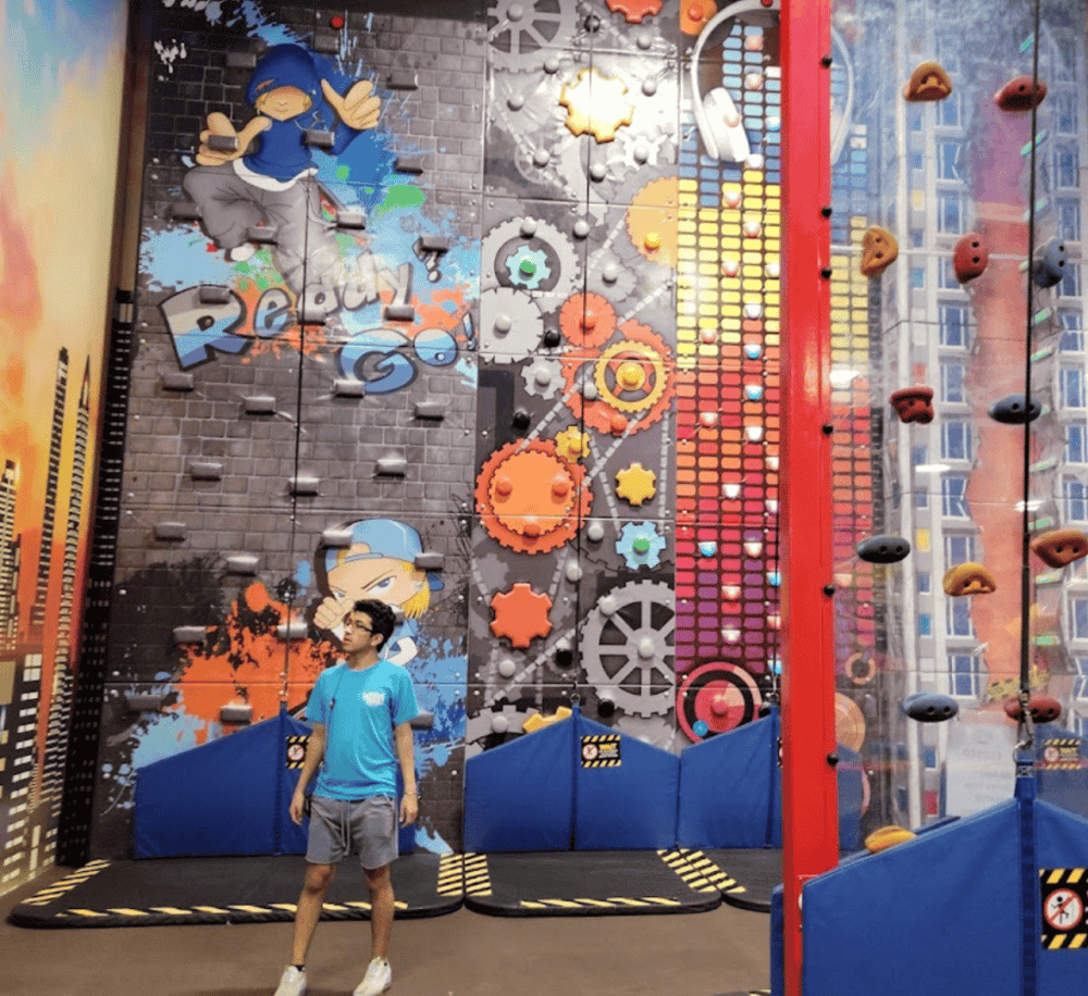 UPTOWN JUNGLE FUN PARK