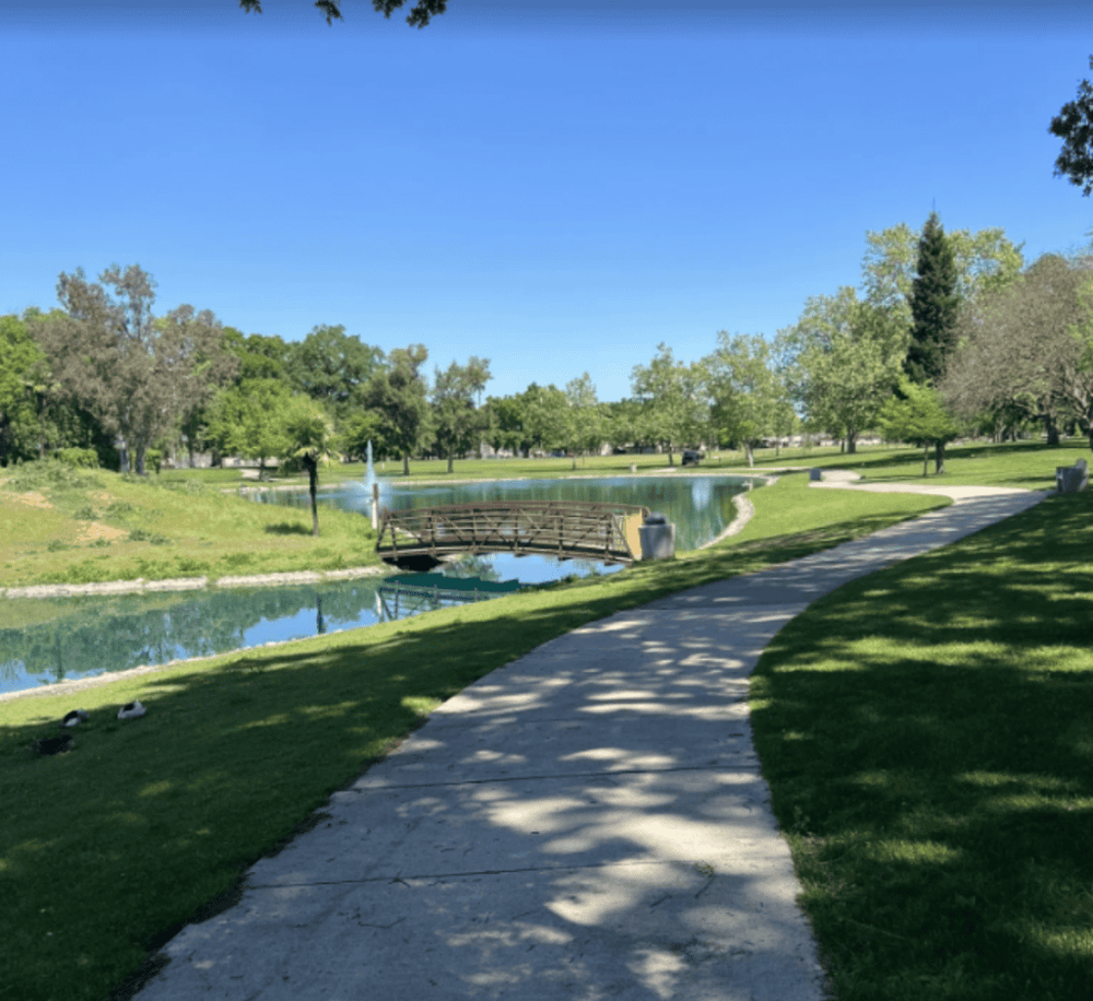 Elk Grove Park and Lake Loops