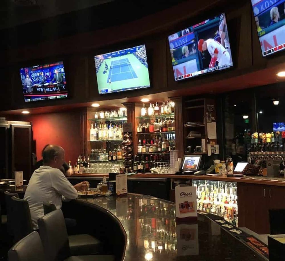 Oggi's Pizza & Brewing Company