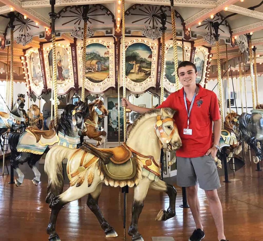 Hampton Carousel
