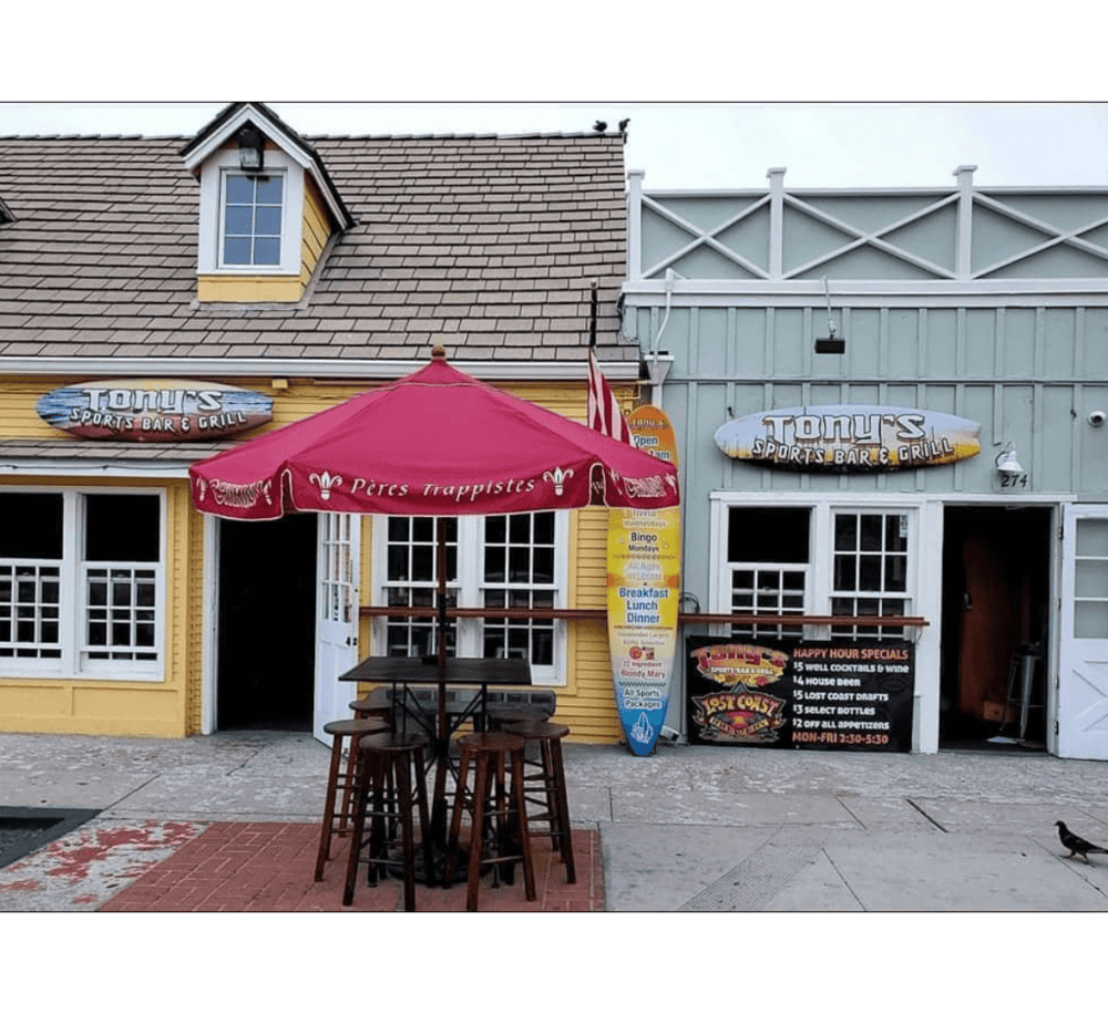 Tony's Sports Bar and Grill