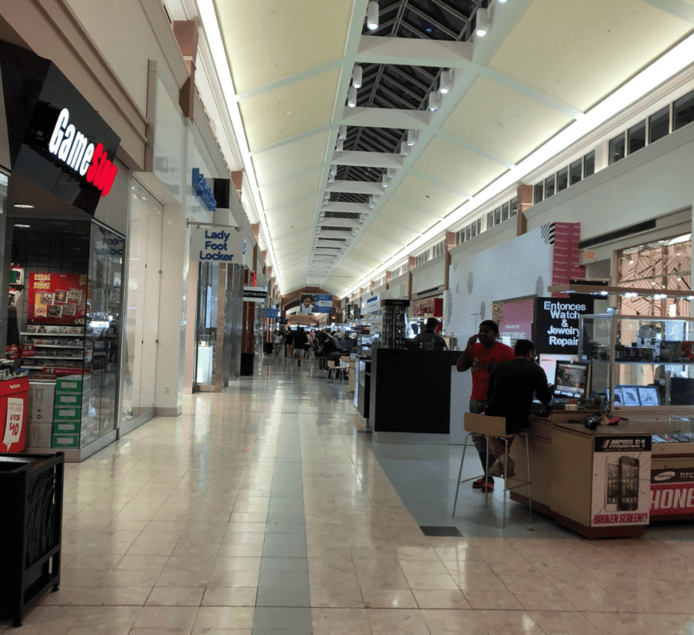 Pembroke Lakes Mall