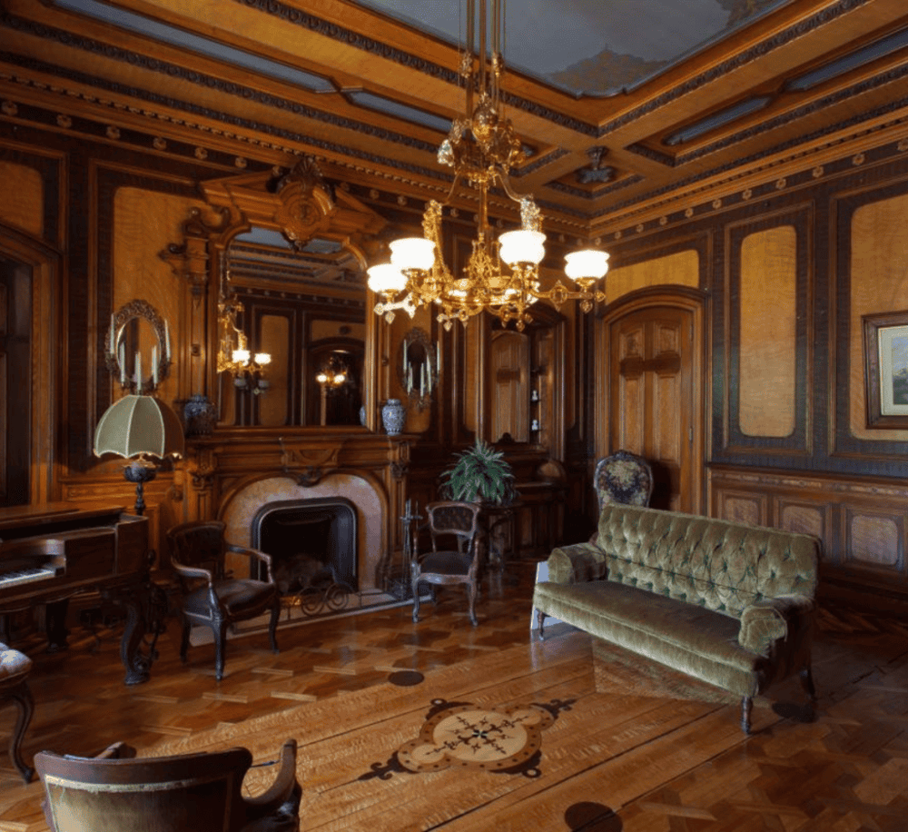 The Lippitt House Museum