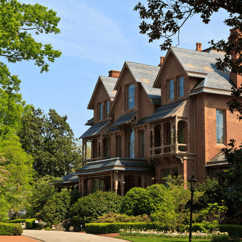 Wander inside the North Carolina Executive Mansion