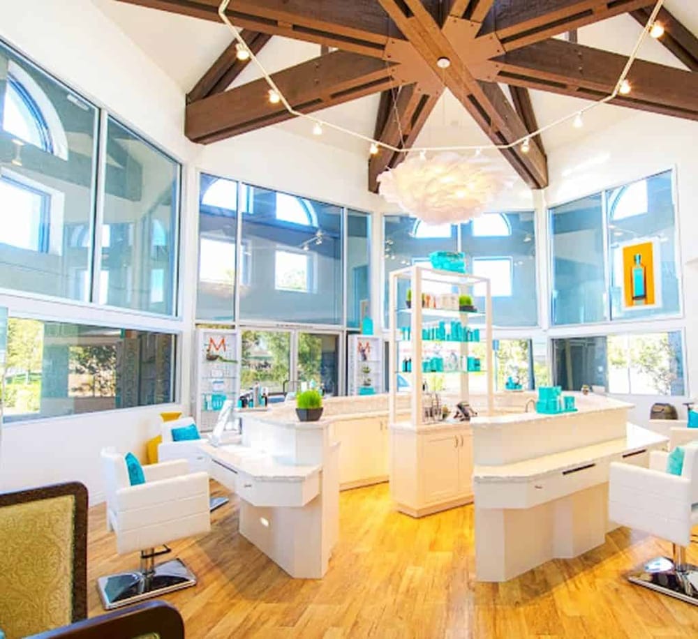 The Refresh Bar and Spa