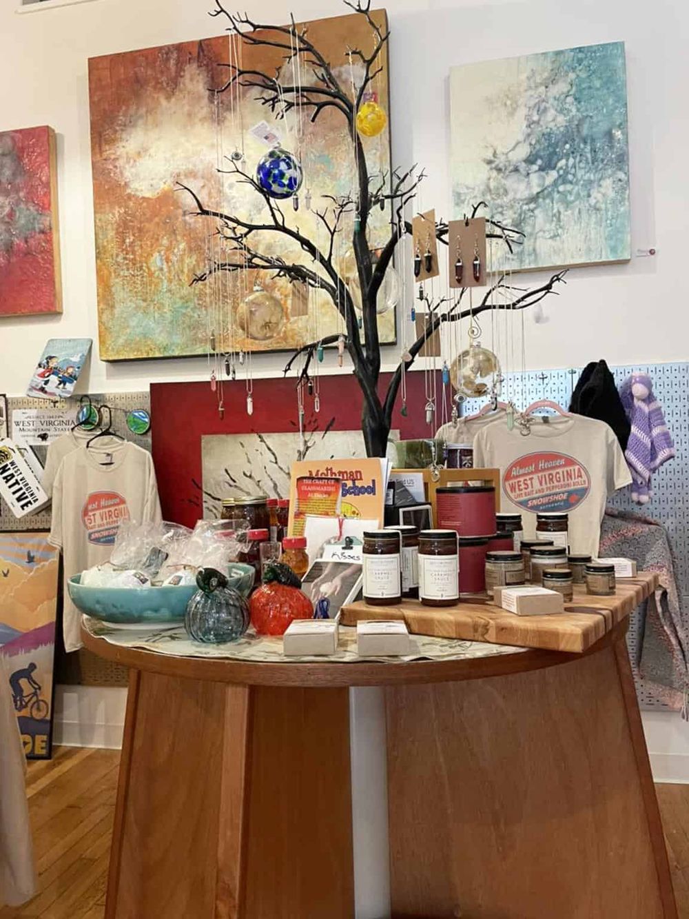 Colorful and decorative shop display featuring jewelry, artwork, and souvenirs at QuestForDirections.