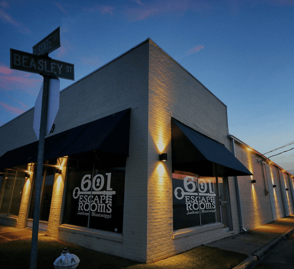 1. Escape rooms in Jackson, Mississippi at QuestForDirections.