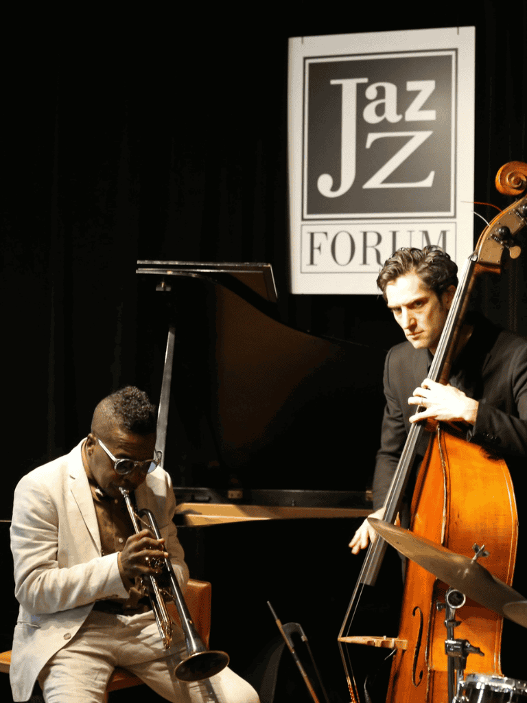 1. Jazz musicians performing live at the Jazz Z Forum event.