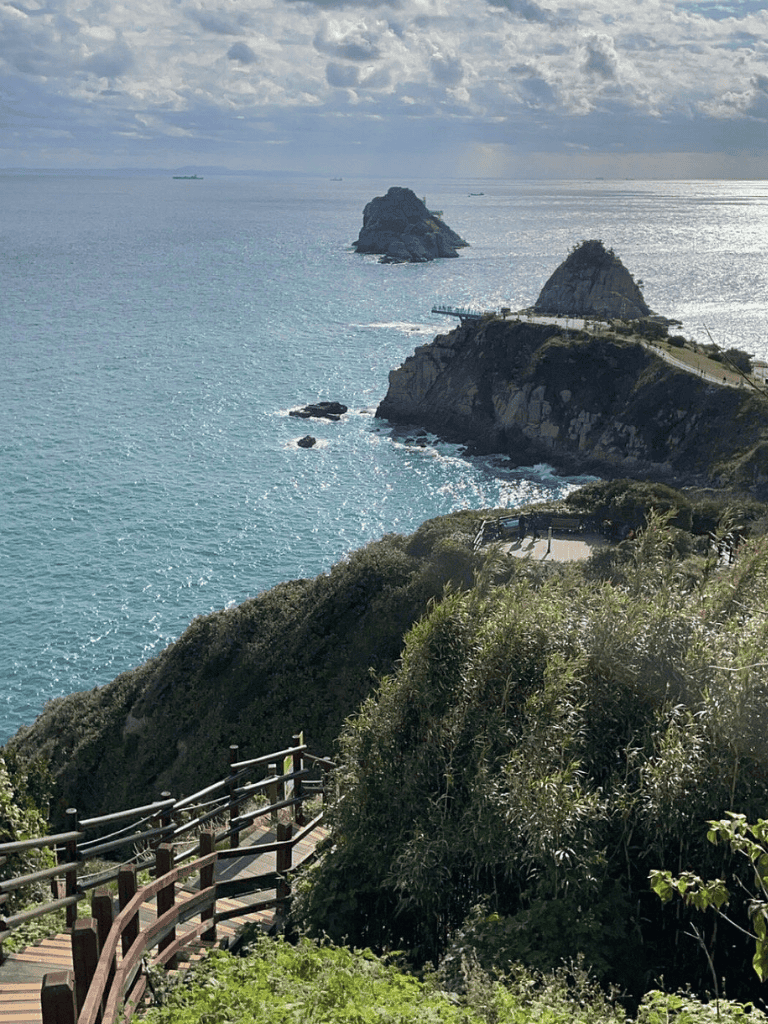 Stunning coastal cliffs with ocean views and hiking trails at QuestForDirections scenic location.