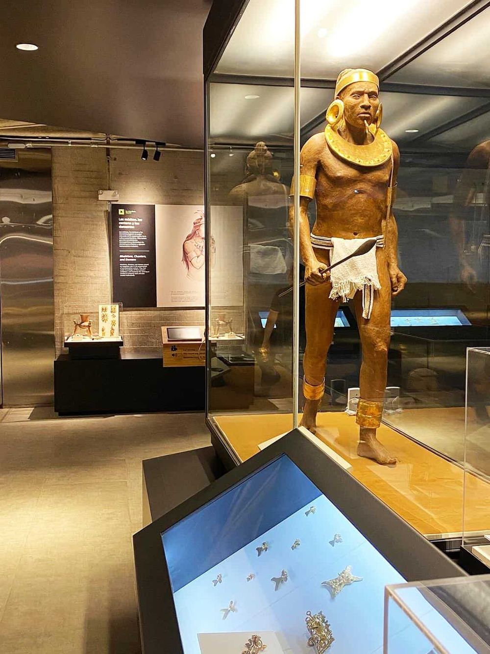 Ancient Egyptian artifact display at the museum showcasing traditional clothing and jewelry.