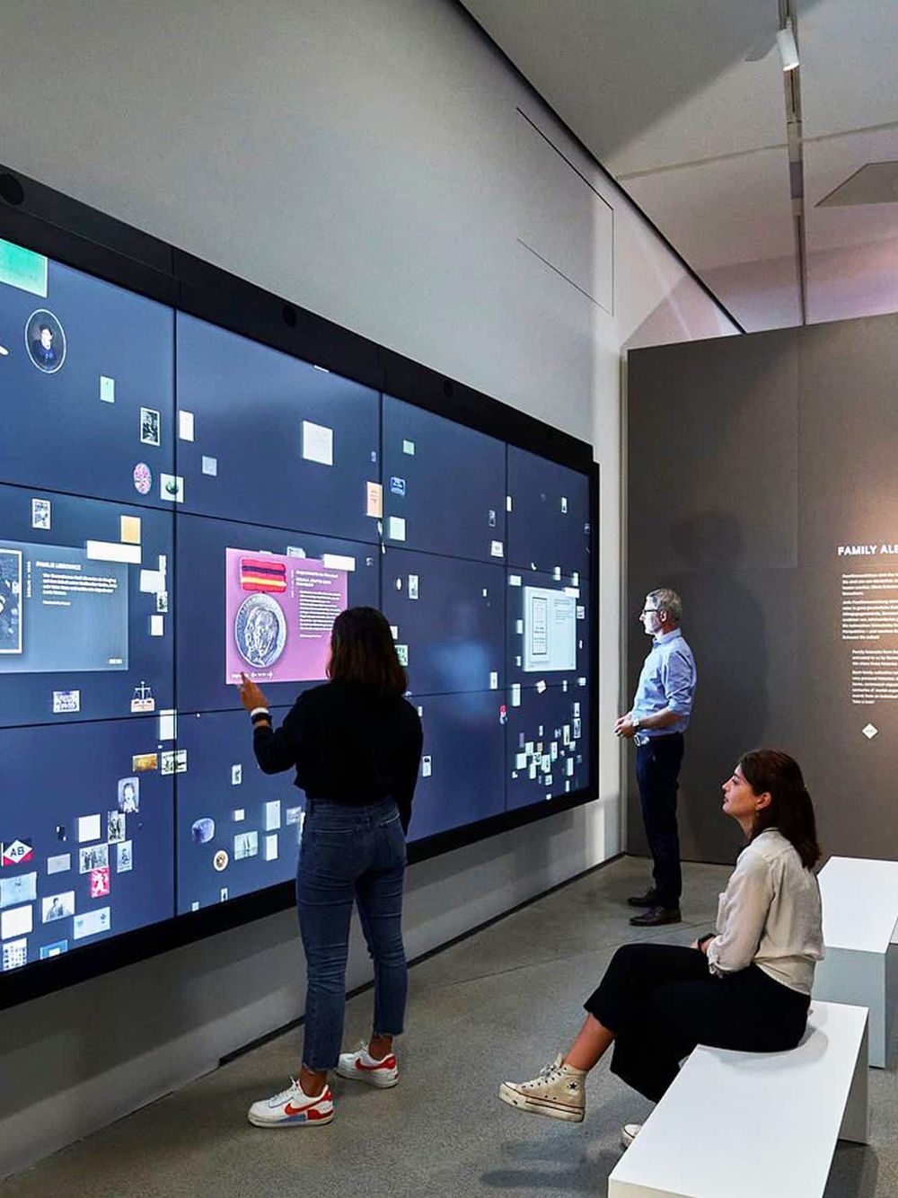 Interactive digital wayfinding technology for navigation assistance at QuestForDirections.