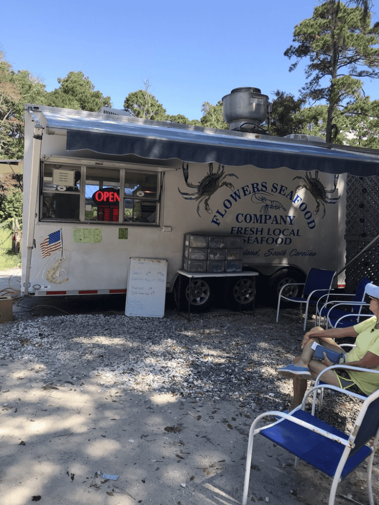 Fresh local seafood food stand in South Carolina, outdoor seafood market Beauty and seafood outdoor dining experience.