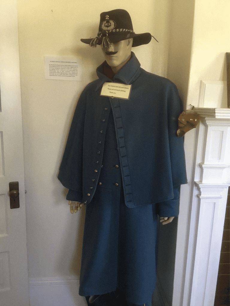 Historic Civil War soldier uniform mannequin display for museum exhibits and educational purposes.