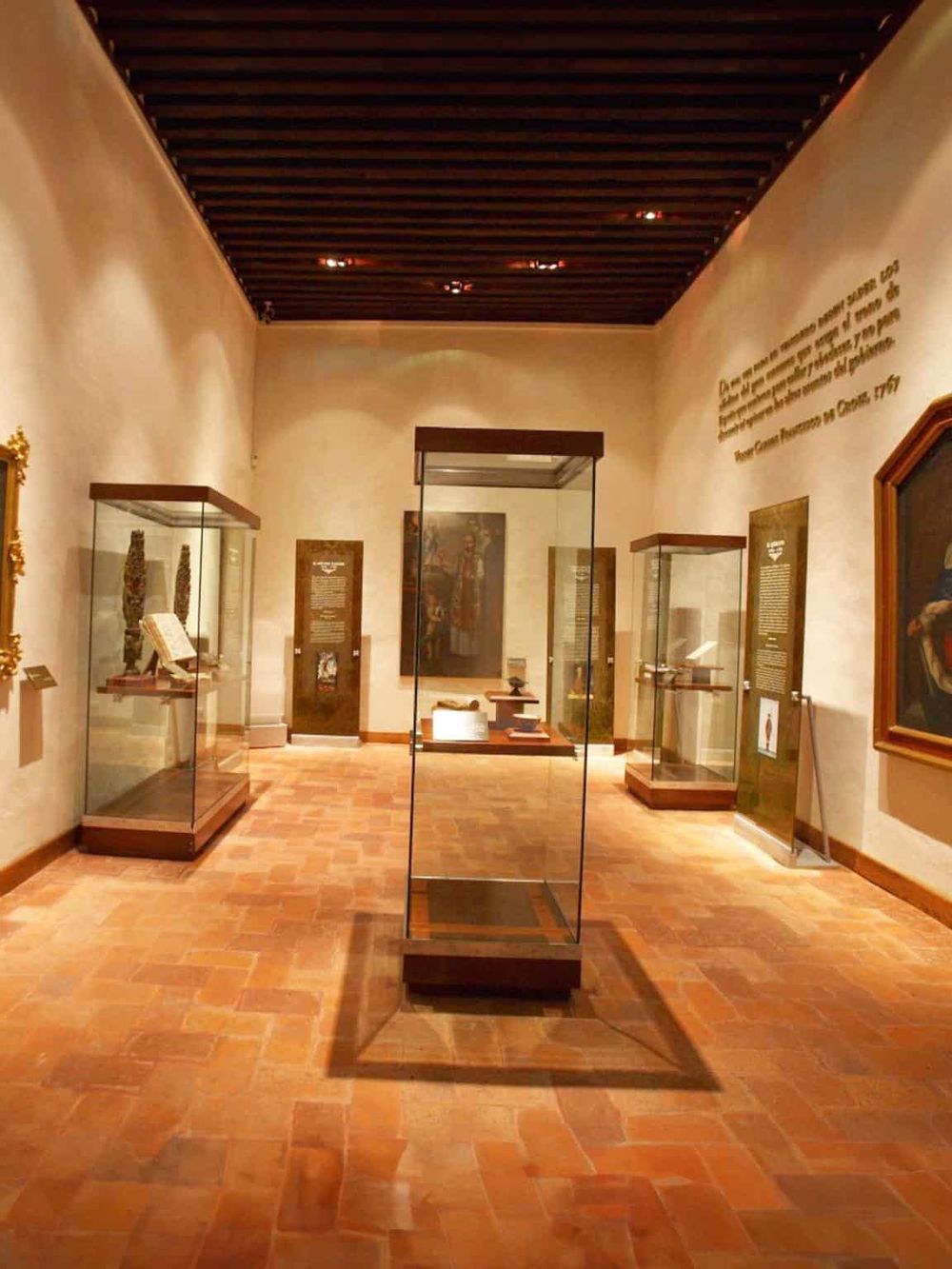 Elegant museum exhibit showcasing historical artifacts and artwork, perfect for history and art enthusiasts.