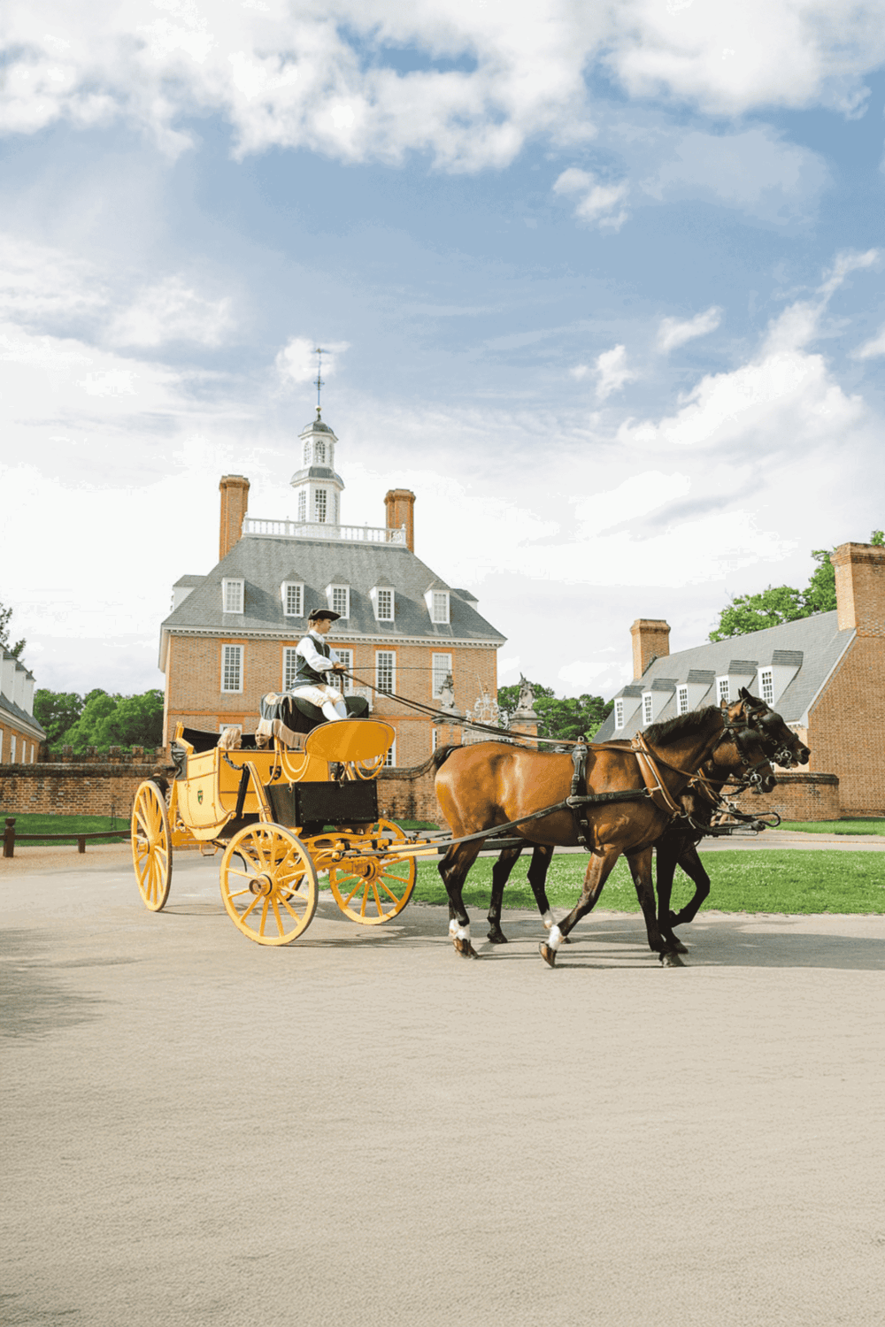 Horse-drawn carriage at historic estate, guided city tours, sightseeing, travel services, QuestForDirections.