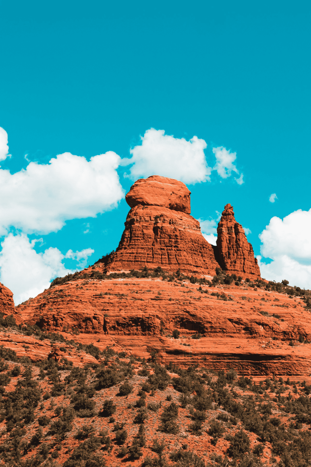 Majestic red rock formations in Sedona Arizona, showcasing stunning natural beauty and outdoor adventure opportunities.