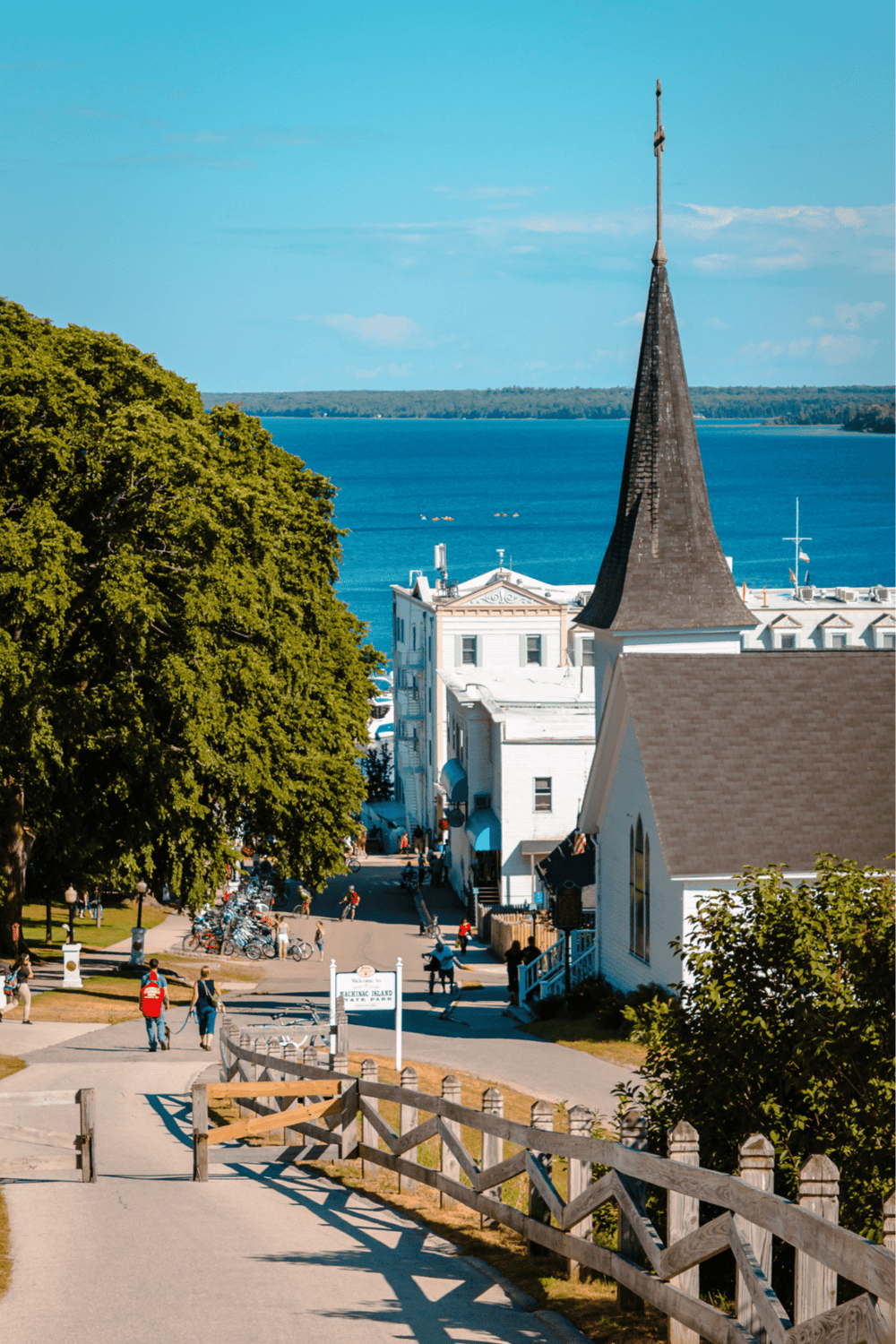 Quaint waterfront town with historic church, vibrant shops, and scenic views of the ocean. Perfect for family adventures and sightseeing.