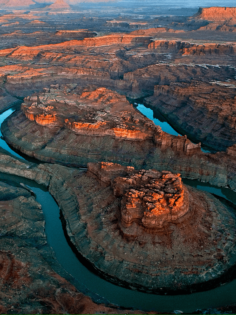 Deep Canyon and Colorado River at Grand Canyon National Park, Arizona, breathtaking natural scenery.