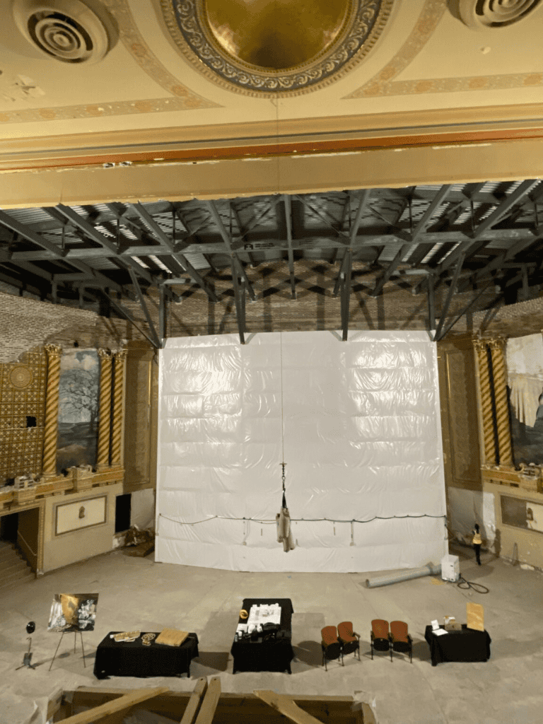 Flexible stage setup for events and presentations at QuestForDirections.