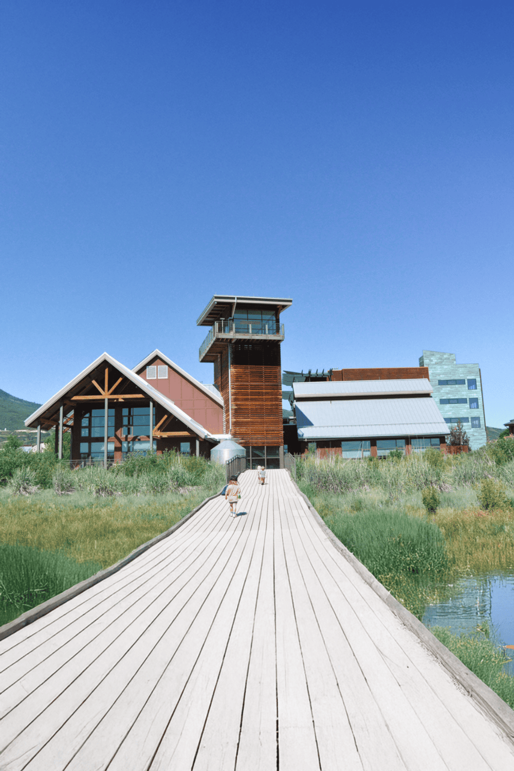 Modern architectural building at QuestForDirections with scenic outdoor surroundings.