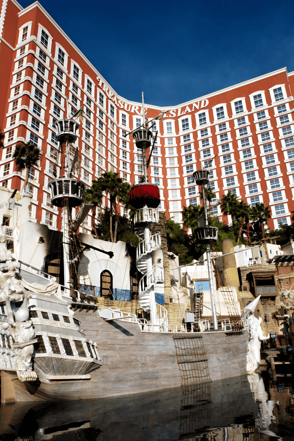 Colorful Treasure Island hotel and pirate ship attraction in Las Vegas.