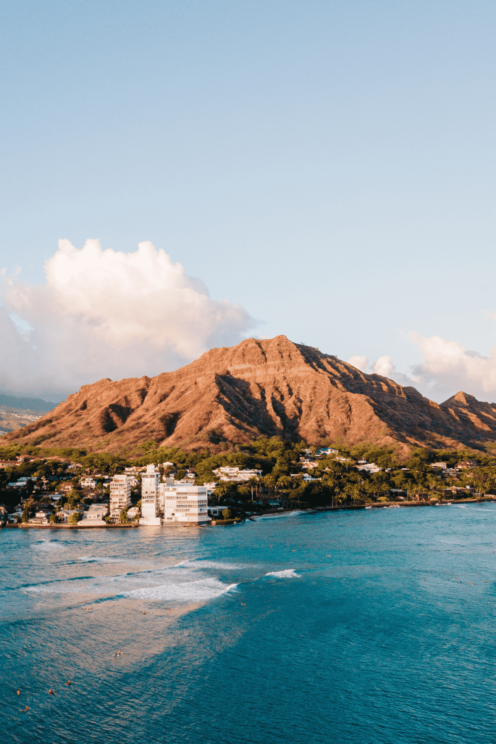 Stunning view of Diamond Head crater overlooking Waikiki Beach in Honolulu, Hawaii.
