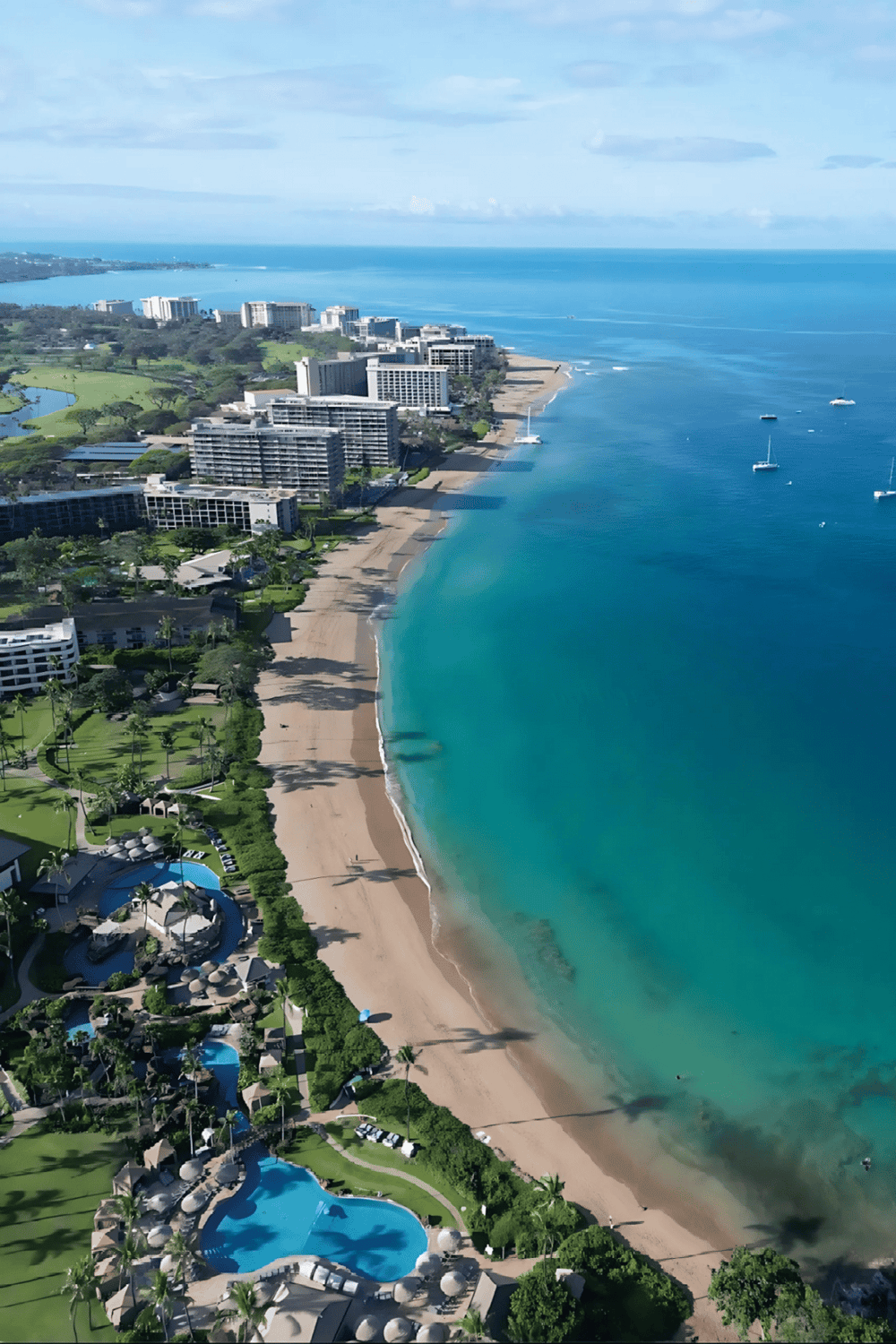 Breathtaking aerial view of Wailea Beach and luxury resorts in Maui, Hawaii.