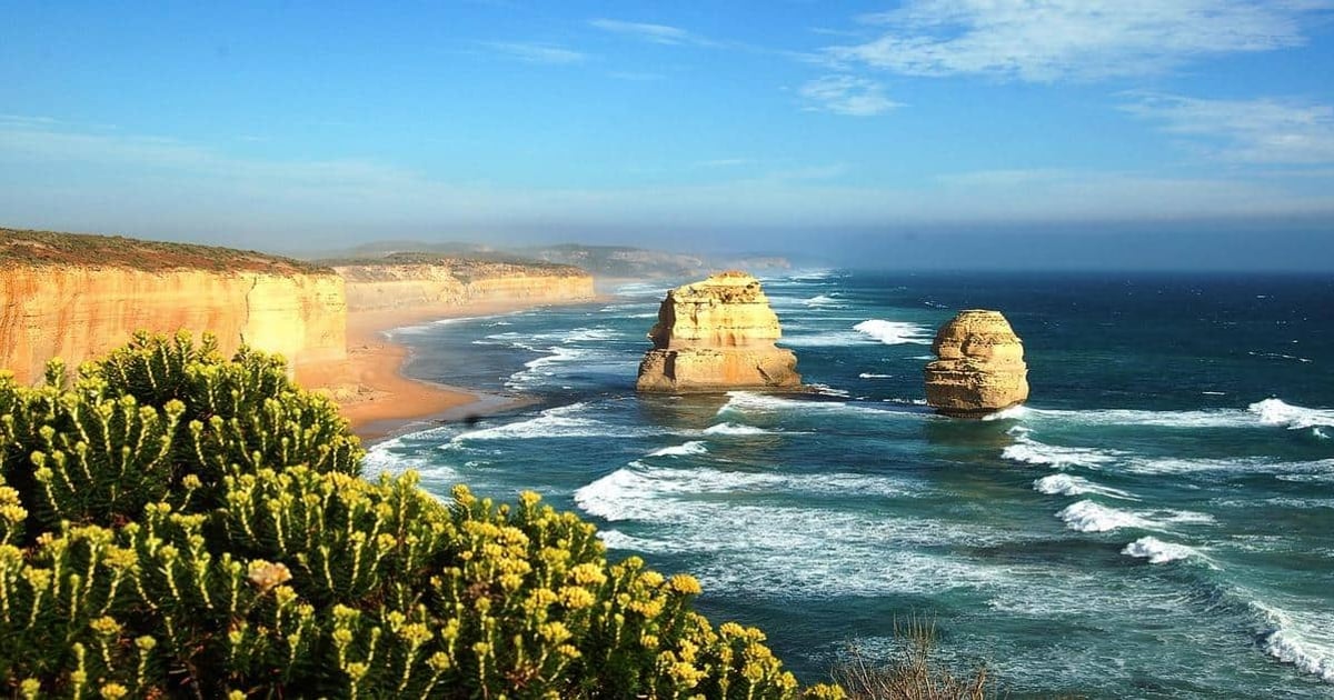 Vivid coastal cliffs and iconic rock formations at famous Twelve Apostles, Great Ocean Road, Australia.